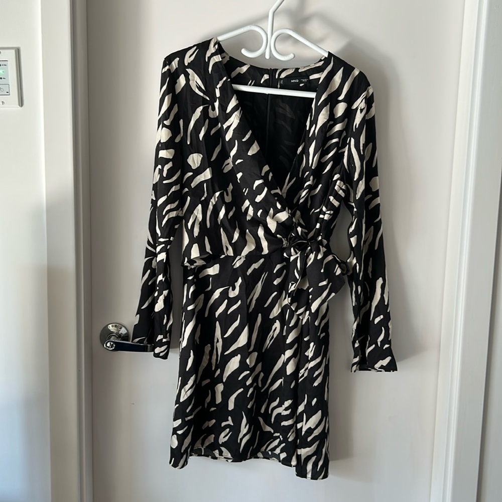 NWOT Mango zebra wrap dress